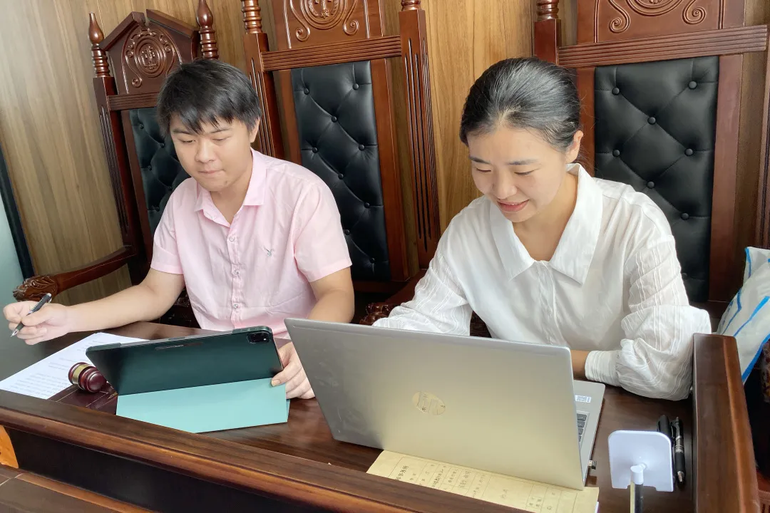 圣伟所“模拟法庭”助力实习律师成长