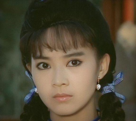 容忍丈夫找小三,屡遭背叛却不离婚,俞小凡为了孩子牺牲太多