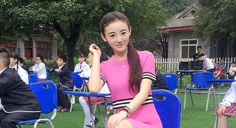 徐婷：全身溃烂医院离世，被8口家人吸血数年，死后姐姐蹭热度？