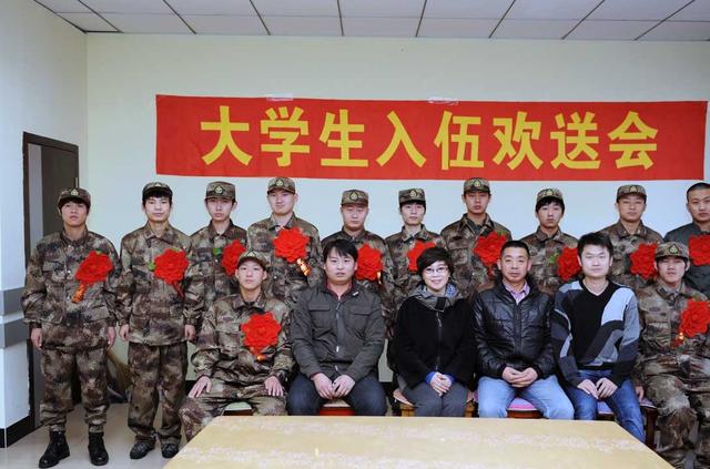 2021大学生征兵政策调整，保障“无障碍毕业”，政审环节更加严格