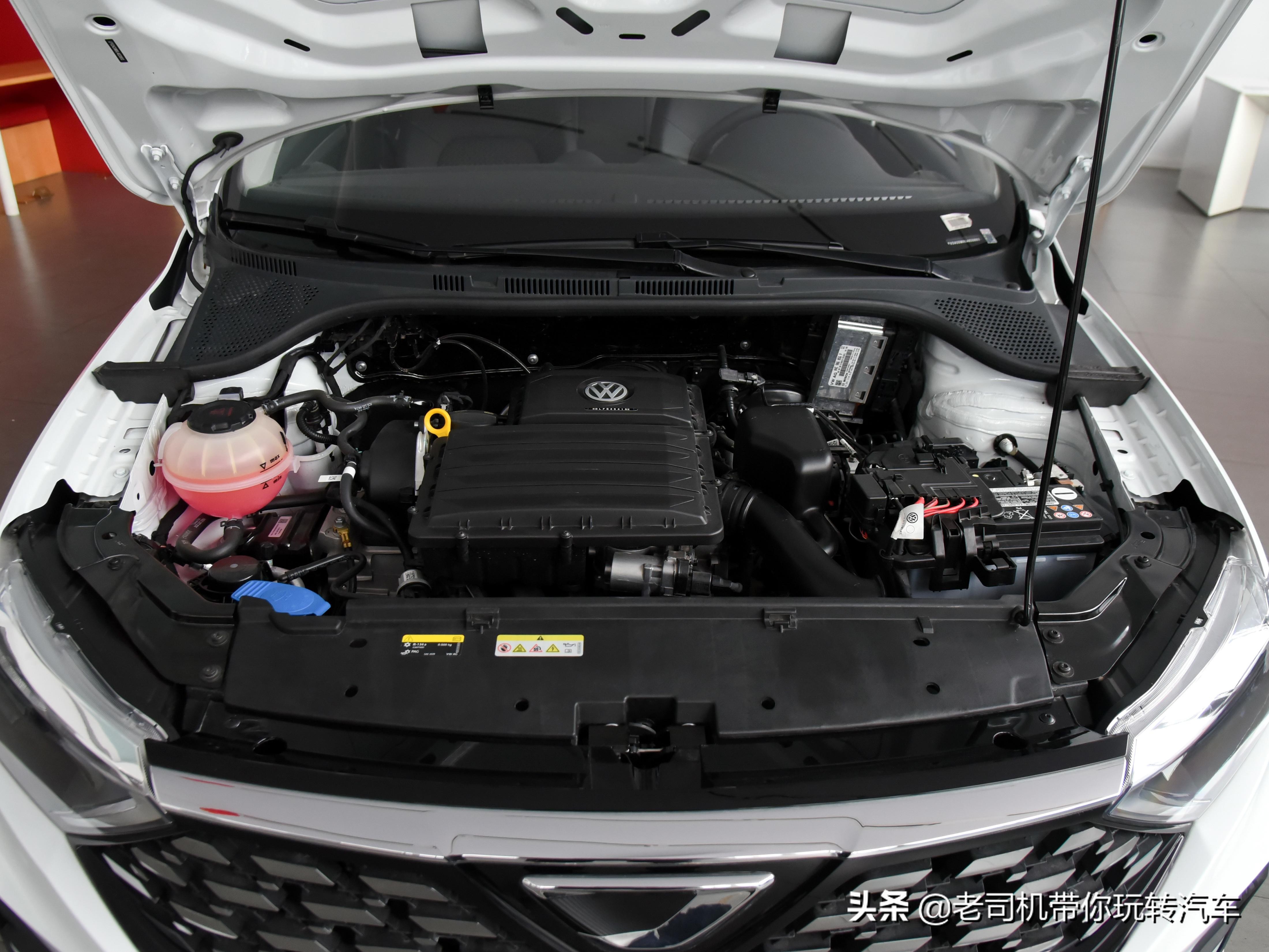 皮实耐用合资品质，这台代步车百公里油耗5.6L，实拍捷达VA3