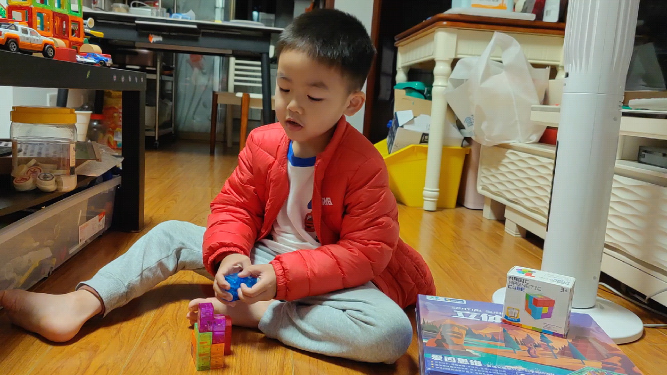 10小孩过生日送什么礼物好（小孩生日礼物送什么东西比较好十岁）