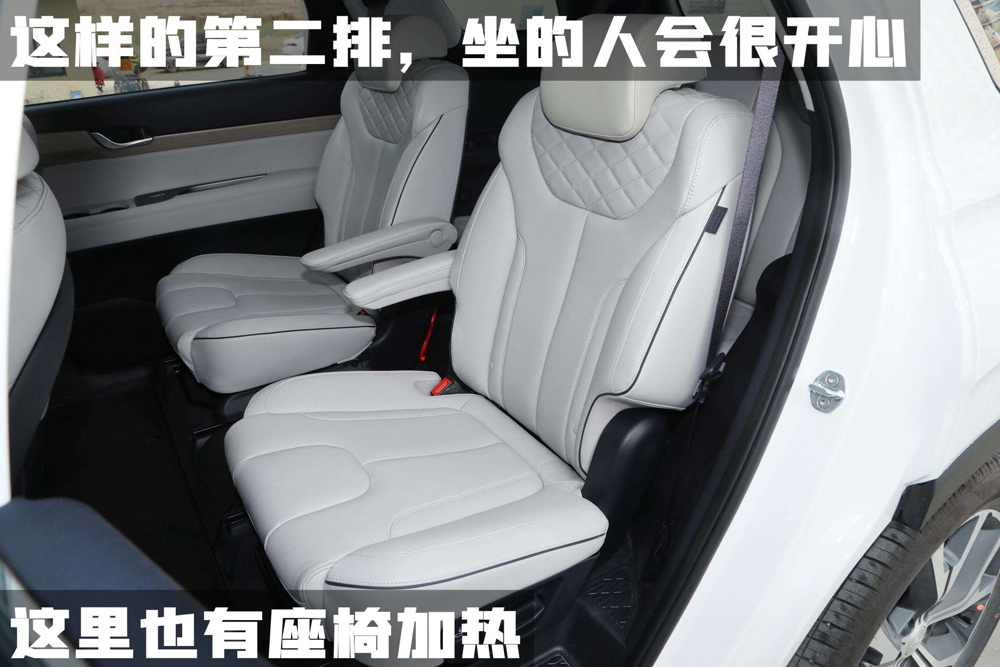现代帕里斯帝：30万买7座SUV，这款车值得考虑吗？