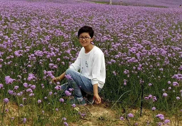 高考前连手机都没有，她却以688分考进北大，这个高考状元要点赞