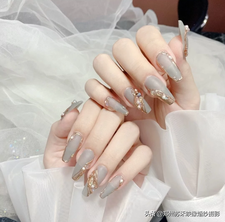 逢人就夸的新娘甲&婚礼当天我要从头美到脚