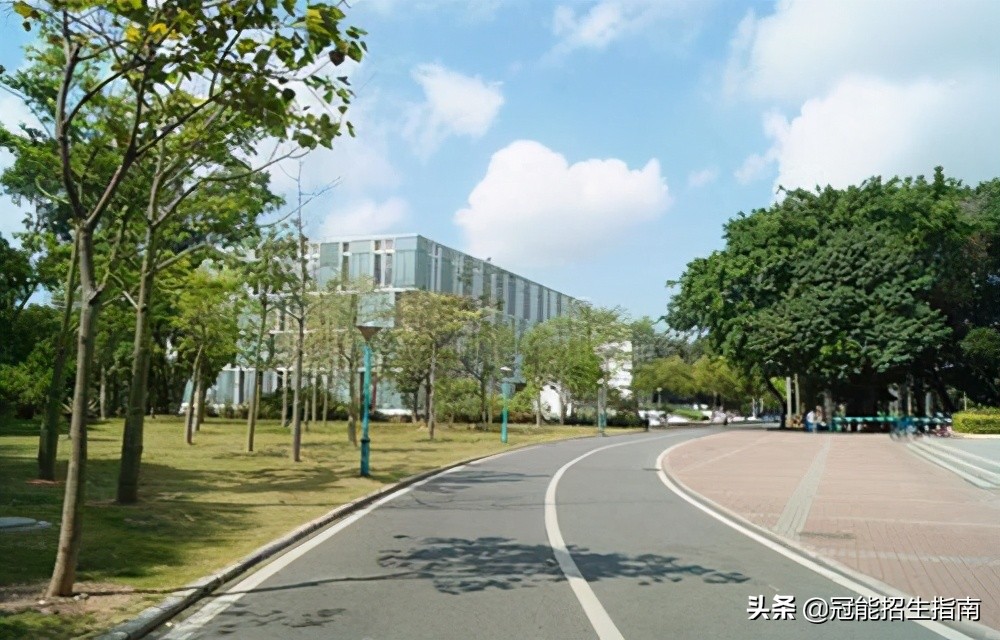 适合男生读的专业有哪些？成都有哪些好的技术学校？