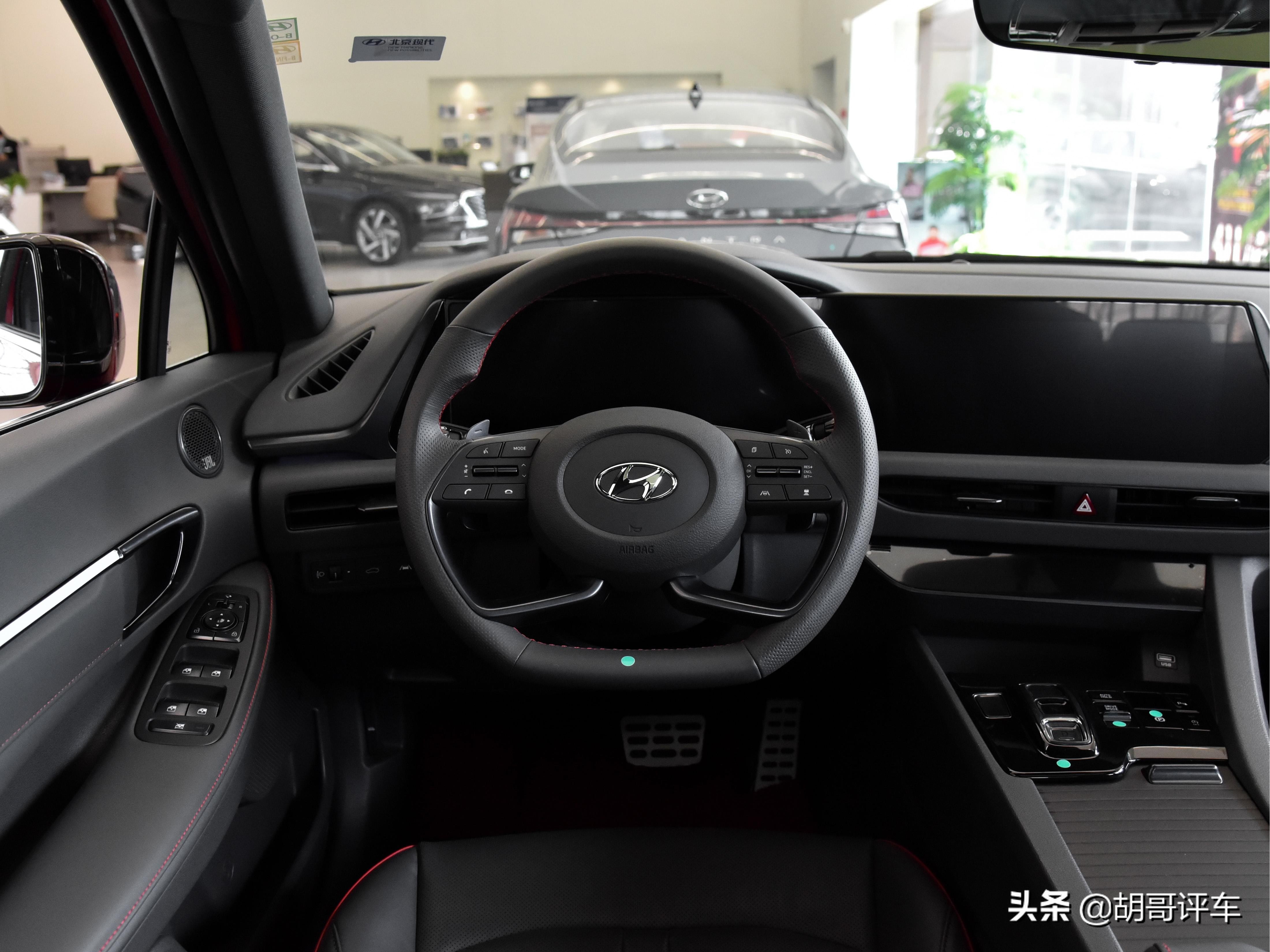 这个前脸你接受吗？2.0T+8AT动力强，实拍现代索纳塔