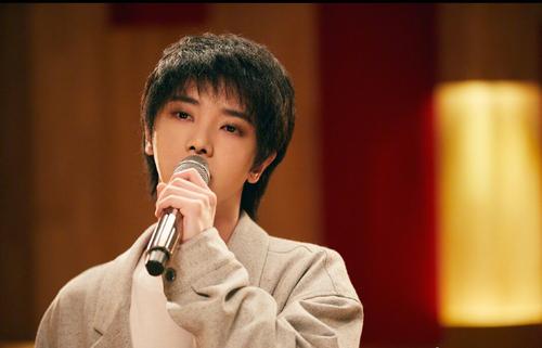 华晨宇评毛不易：从来没期待过你的歌！不认可背后源于人生经历？