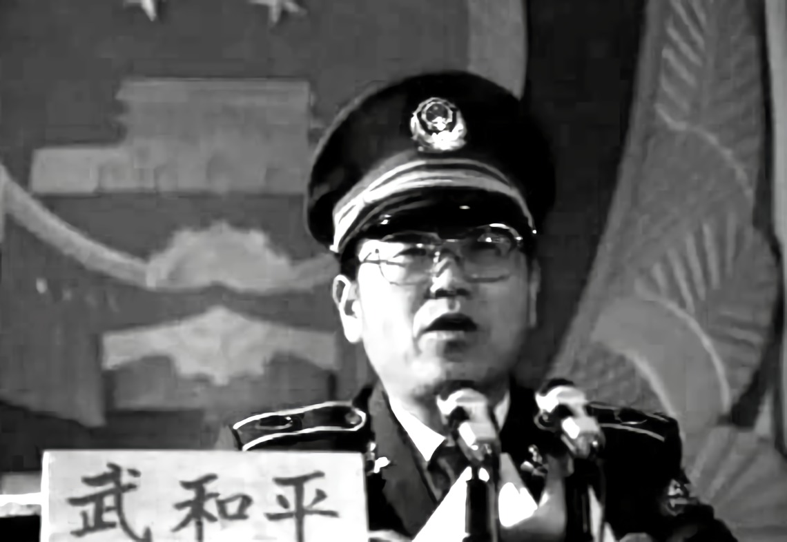 1992年，開(kāi)封博物館一夜之間被盜，8部紅外線報(bào)警器曾集體失靈