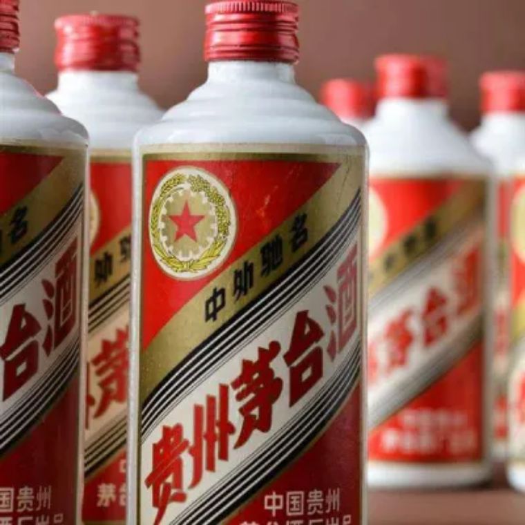 “茅臺15年”和“存放15年的茅臺”差別在哪兒？哪個更值錢？