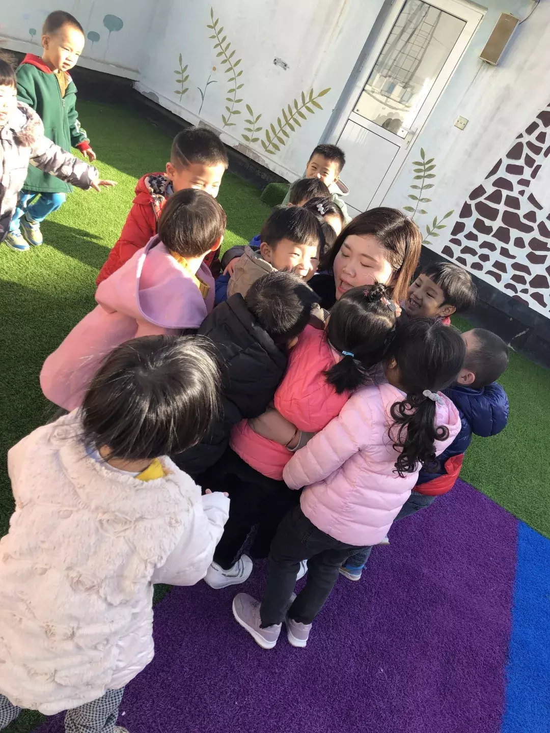 高碑店市第一幼儿园校园风景线:友爱的点点四班