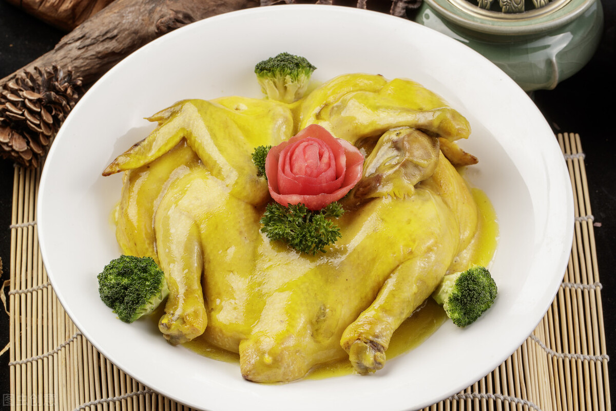 清蒸童子鸡(清蒸童子鸡的功效与作用)