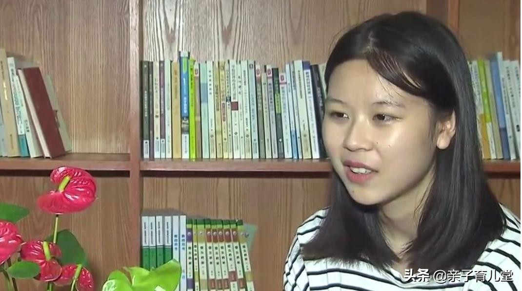 湖南高考才女状元从不让父母操心，不上补习班，高考681分上北大