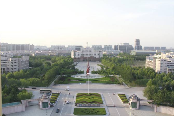 这两所公办本科高校，录取分不高，性价比很高，适合中低分报考