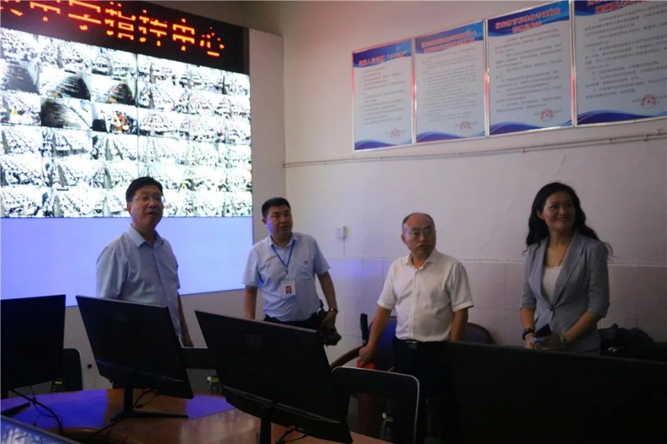 蓬溪县委书记张智勇检查蓬溪高考准备工作