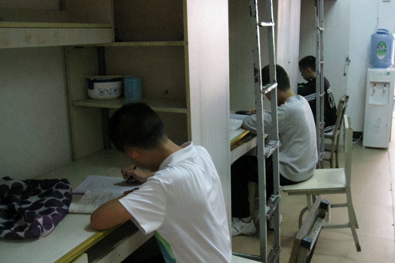 如何处理大学生“宿舍关系”？掌握好4点，快乐度过大学4年