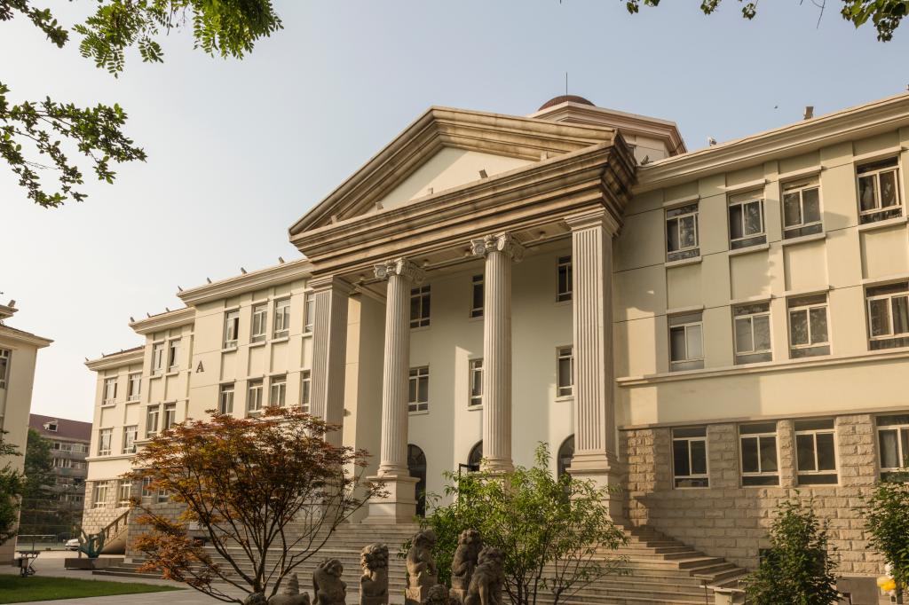 天津美院录取本硕新生1287人，本科浙江学生居首位，复读生占18%