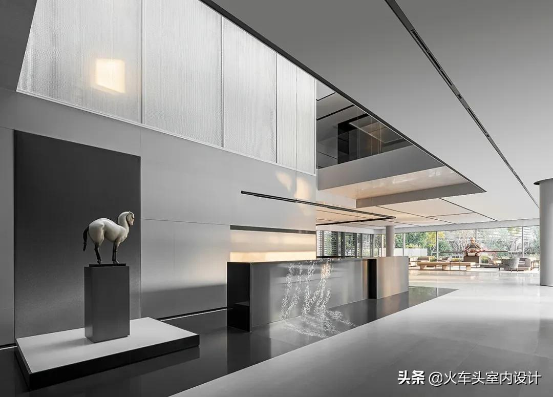 顶级极简主义办公空间设计，纯净的极致之美
