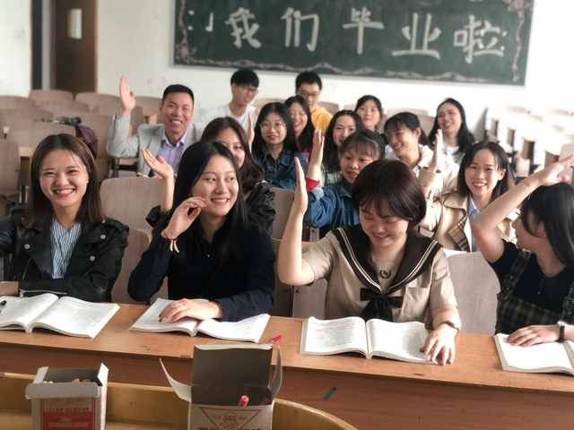 大学班级至少有10个班委，最该竞选的职位，却不是班长