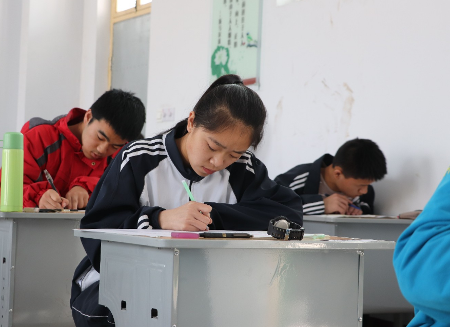 高考提前交卷（你知道高考为什么可以提前30分钟交卷吗）