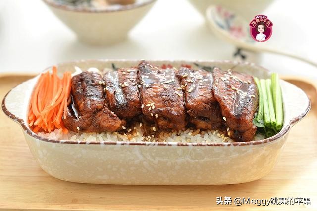 再也不吃外面的鳗鱼饭了，自己做的好吃又省钱，香嫩肥美真过瘾