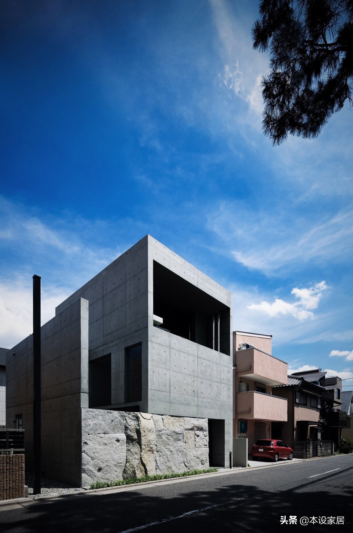 日本建筑师晒日式清水墙混泥土豪华别墅外观效果图及室内装修设计图片