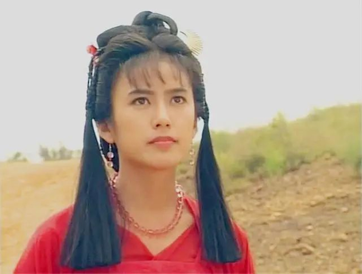 《昆仑奴》于27年播出，两位女主角的“红衣服与白衣服之争”至今仍在继续。