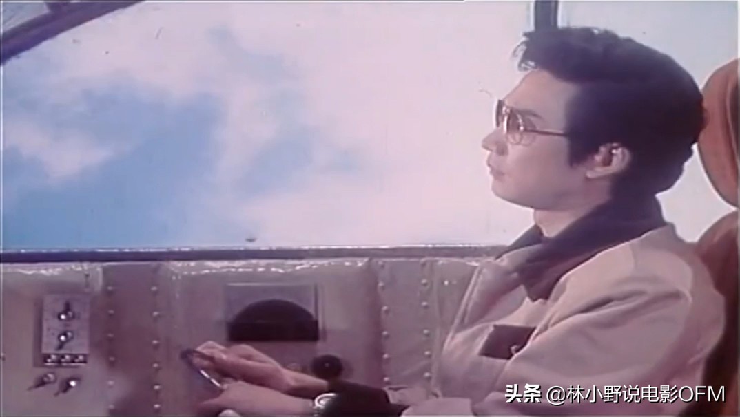 《潜伏》站长太太年轻时是有多美艳，中国第一部科幻片了解一下