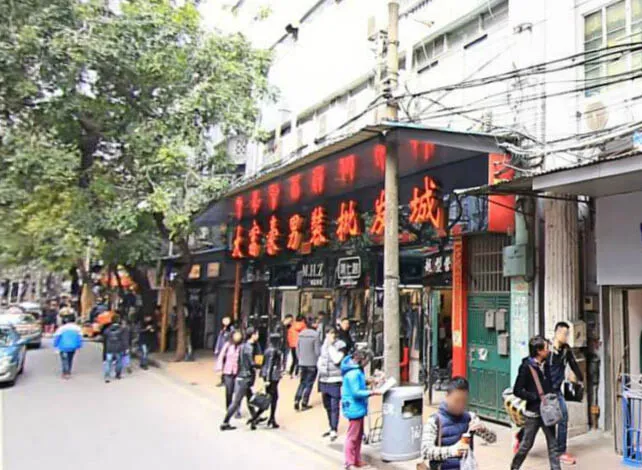 女鞋批发市场（开鞋店怎么从厂家拿货）