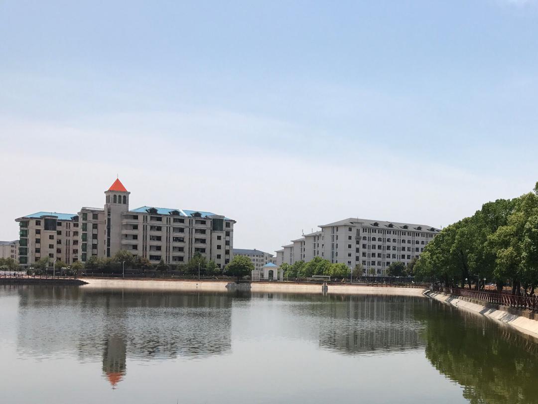 这所由毛泽东亲自倡办的大学，坐拥6大