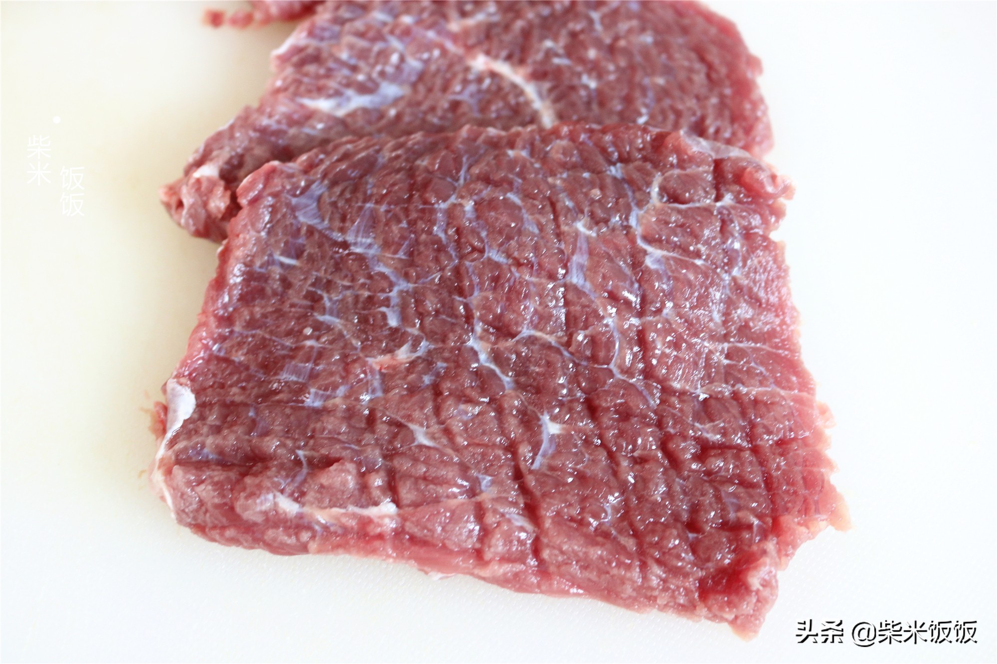 买80元牛肉，做了10块牛排，软嫩又多汁，真材实料放心吃