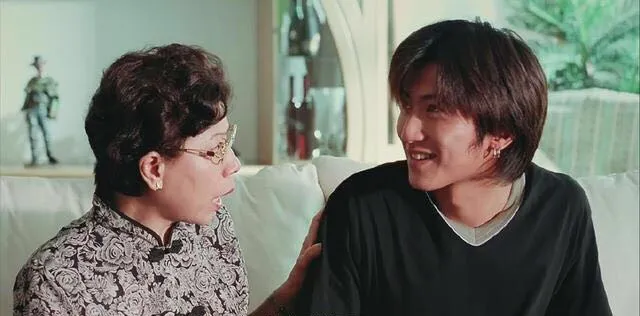1999年的《魔镜怪谈》,剧情吓人,谢霆锋和林心如的颜值惊人