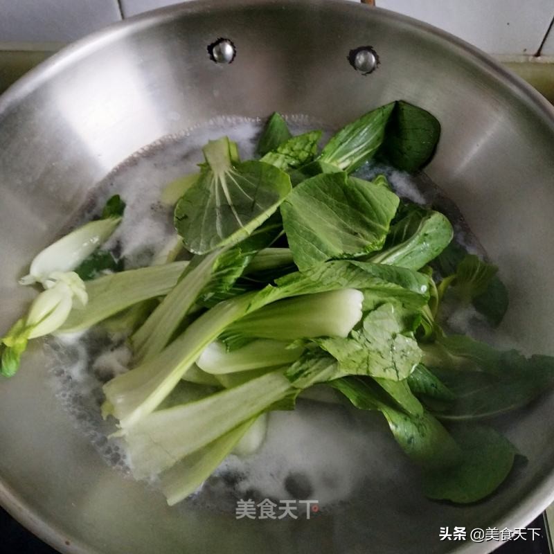 油菜的做法（油菜在家这样做堪比五星饭店大厨）