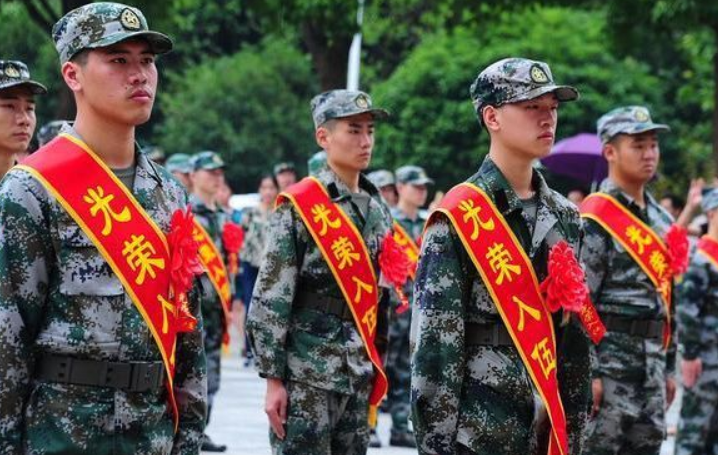在校大学生当兵可以考军校吗（大学生当兵迎来喜讯）