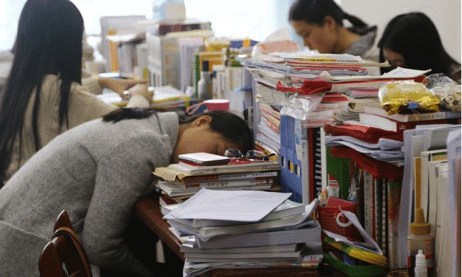 考研很辛苦的3个专业，上岸难度很大，但考研后很好就业