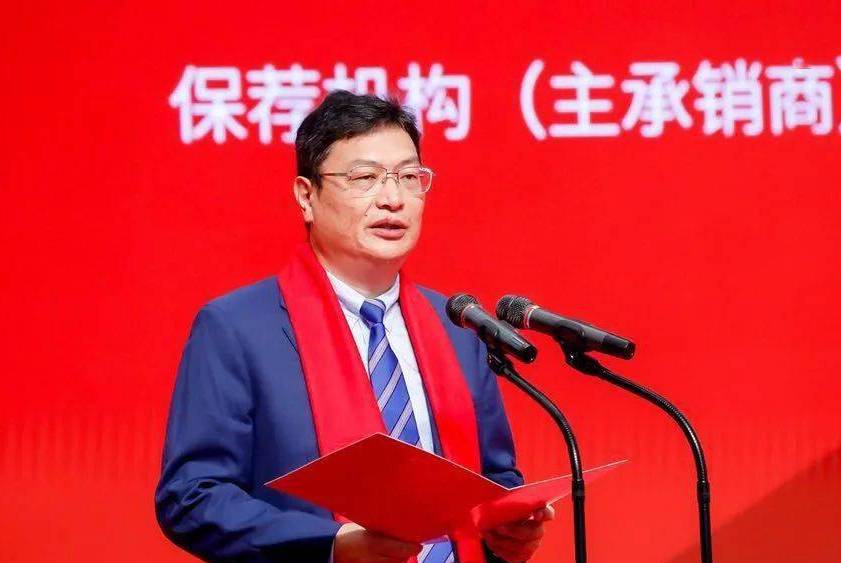 广东肇庆浮现5位大富翁，1女45岁弃教从商66岁公司A股上市