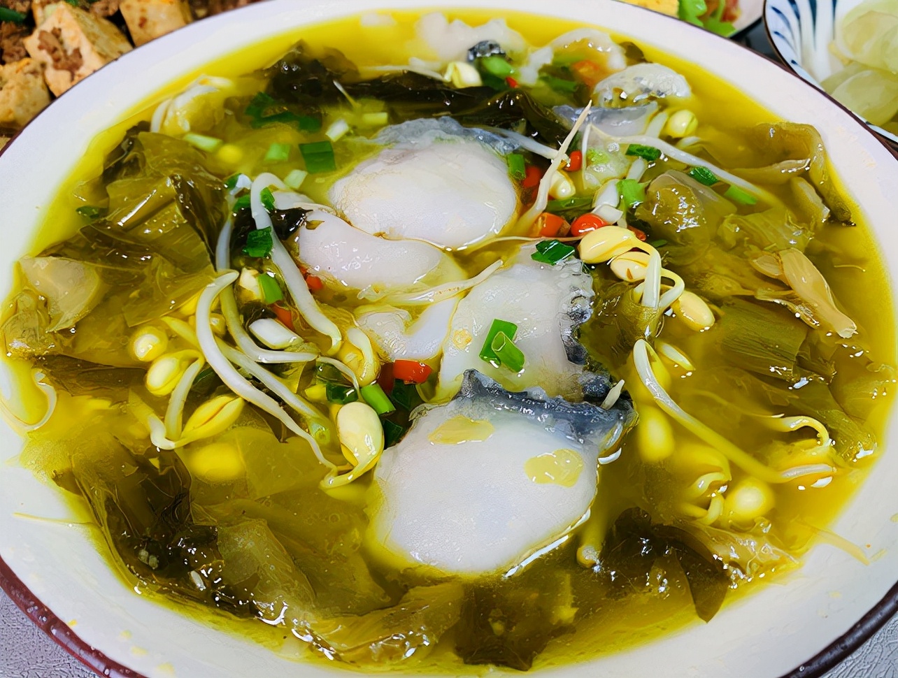 想吃正宗酸菜鱼别去饭店了，教你懒人方法，10分钟出锅，肉嫩好吃