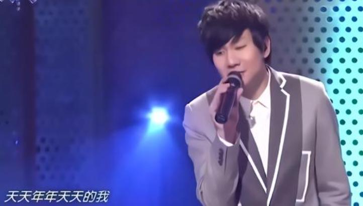 林俊杰唱歌也不听,太暴殄天物了吧