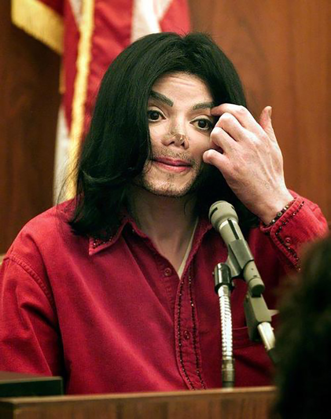 迈克尔·杰克逊最新尸检报告：全身是针眼，胃里除了药什么都没有