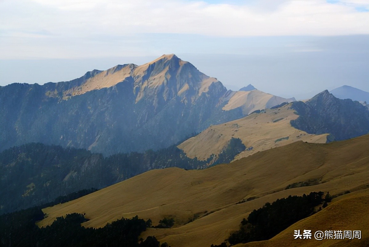 1972年，3名学生登山神秘失踪，留下3双诡异筷子，插地成谜