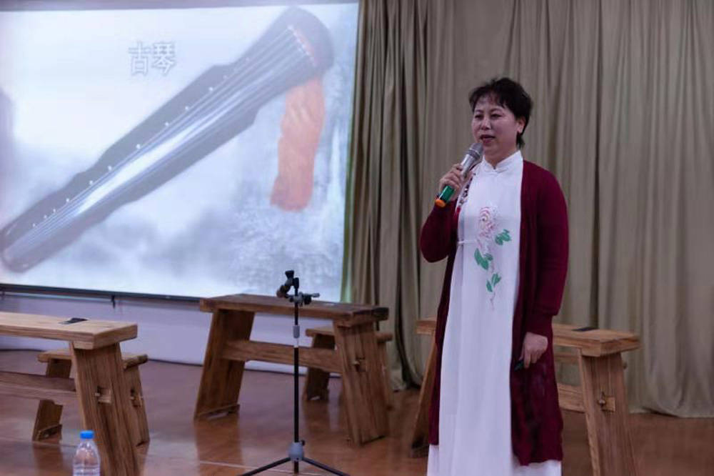 让传统文化走进校园 让经典艺术得到传承