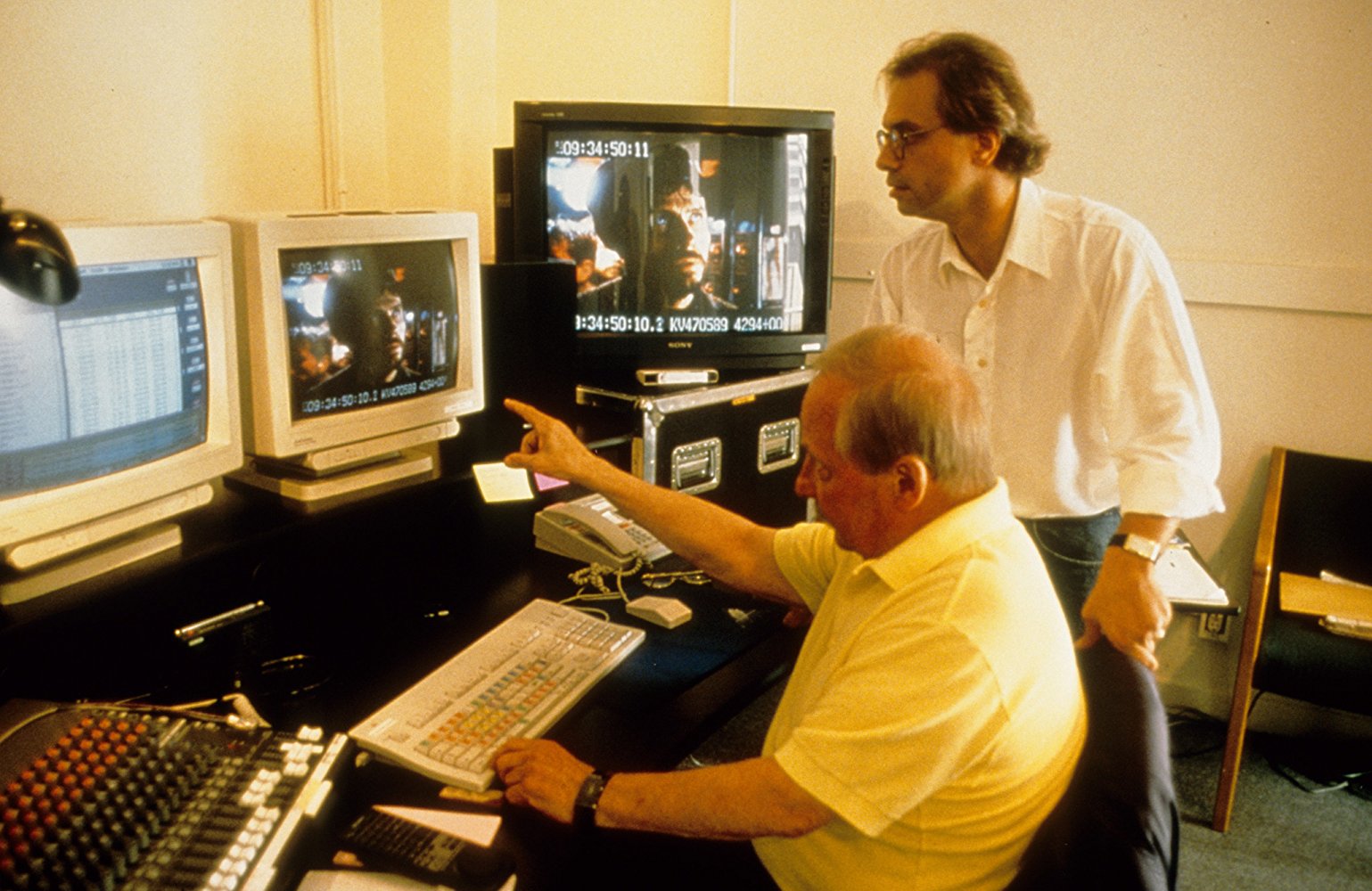 深海攻击电影剧情「分析」 _晶羽科技