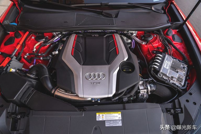 最新「奥迪S6」高级运动轿车，2021款，你爱了吗？