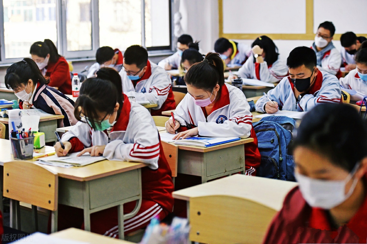 2021年各省高考人数排名，河南达到125万，湖南创历史新高