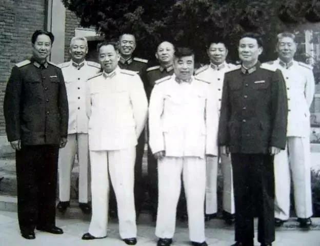 林彪麾下十大猛将有哪些？有何战绩？结局如何？