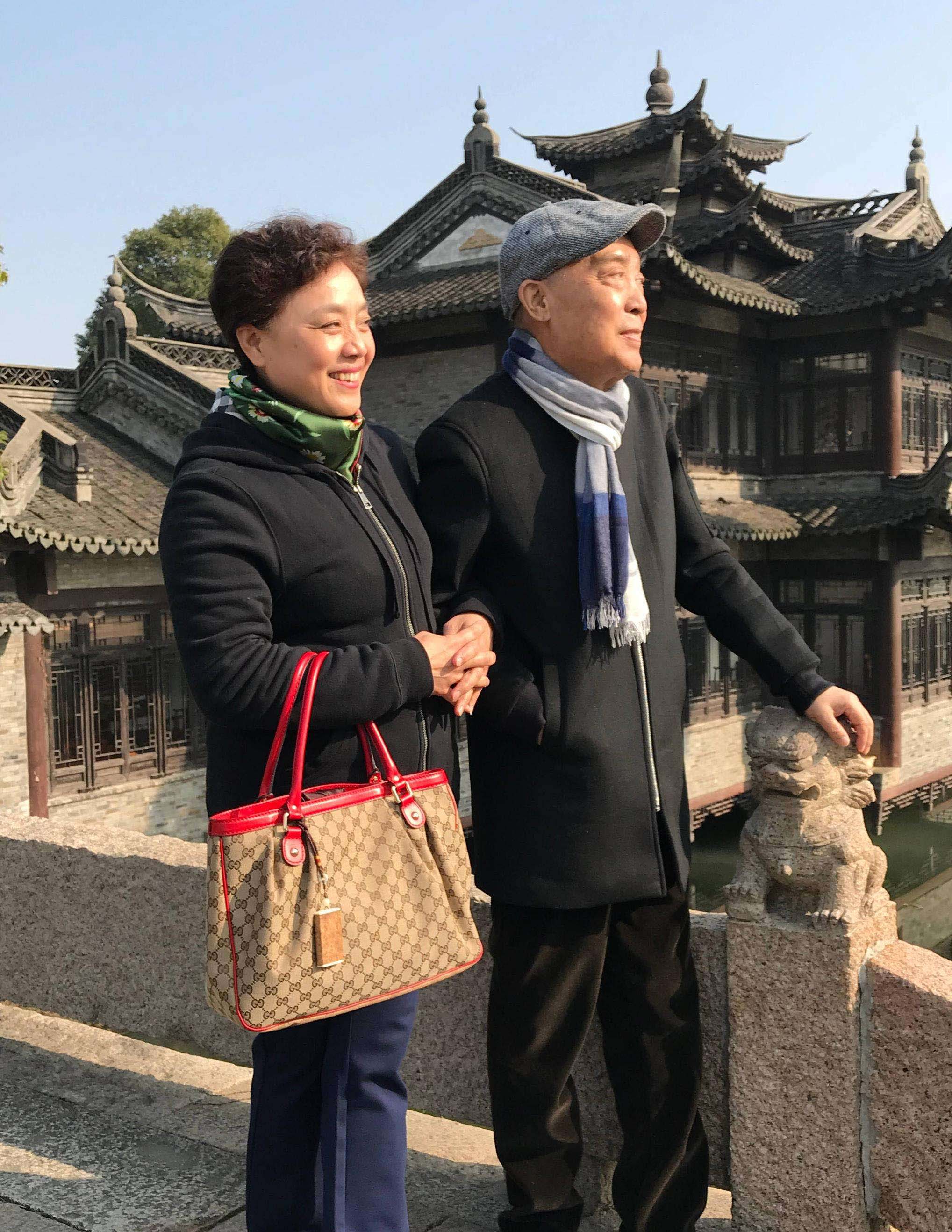 宋艳追忆丈夫师胜杰：37载风雨岁月沉淀一世情缘