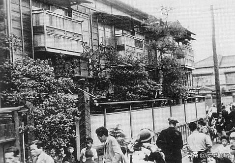 1936年的日本，疯癫的女人阿部定抢了疯癫的皇道派军人的新闻头条