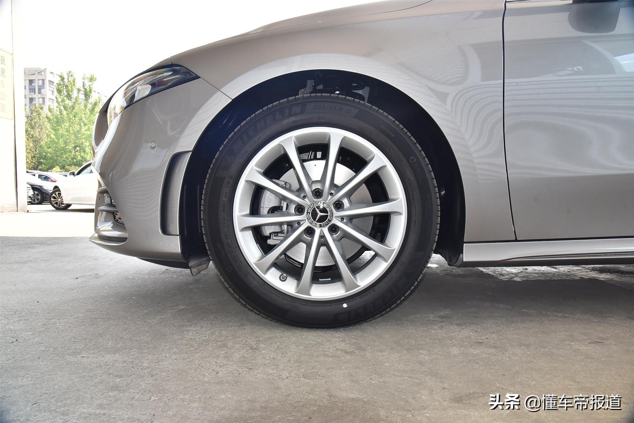 新车 | 棋逢对手，抑或技高一筹？奥迪A3L对比奔驰A级
