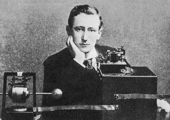 博洛尼亚大学：正是这座“大学之母”，让我们得以直视人心和太阳