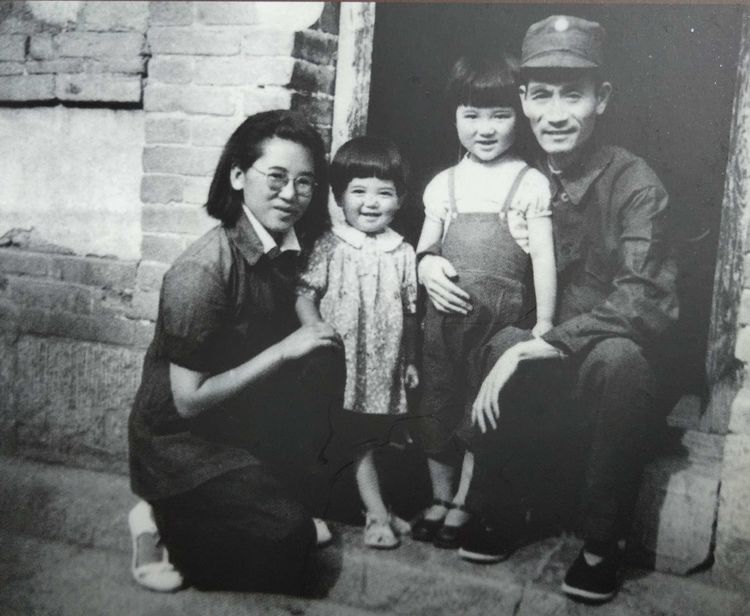 李雪峰的女儿(他是河南第一任省委书记，当过北京市委书记，官至副国级活到97岁)